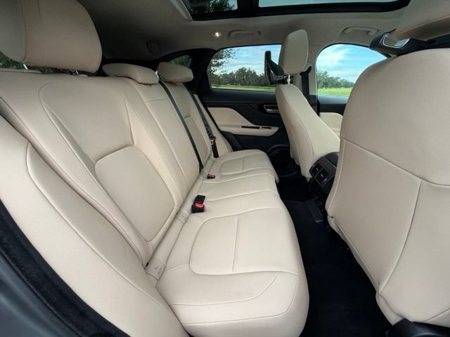 Used 2020 Jaguar F-PACE Premium AWD/4WD image 23