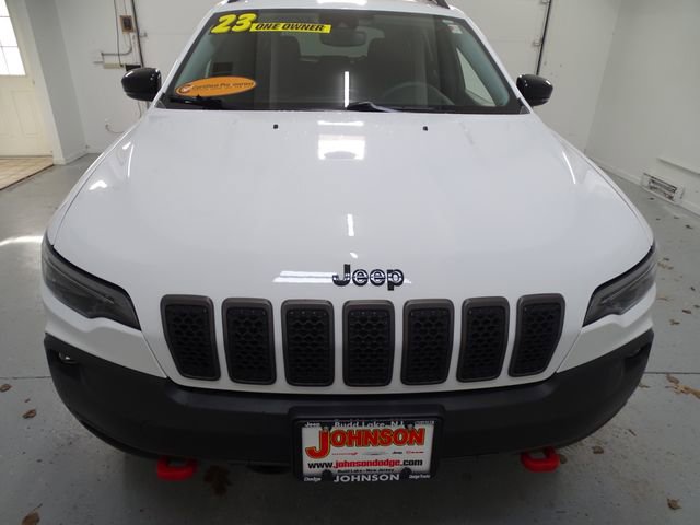 Used 2023 Jeep Cherokee Trailhawk w/ Premium Leather Package AWD/4WD image 26