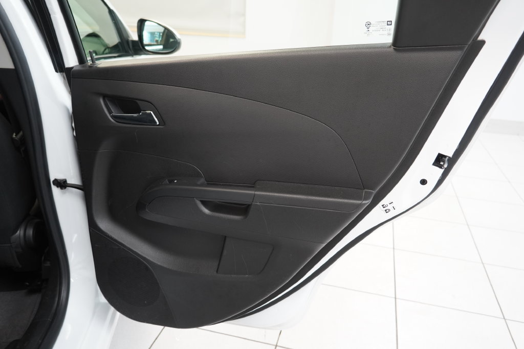Used 2016 Chevrolet Sonic LT FWD image 27