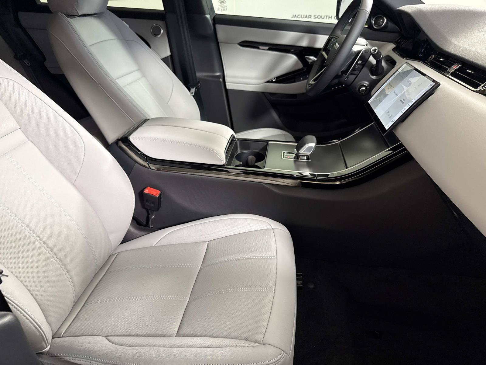New 2026 Land Rover Range Rover Evoque S AWD/4WD image 10