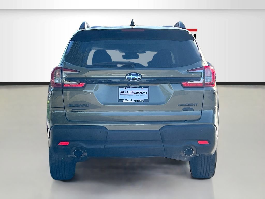 Used 2025 Subaru Ascent Onyx Edition image 6