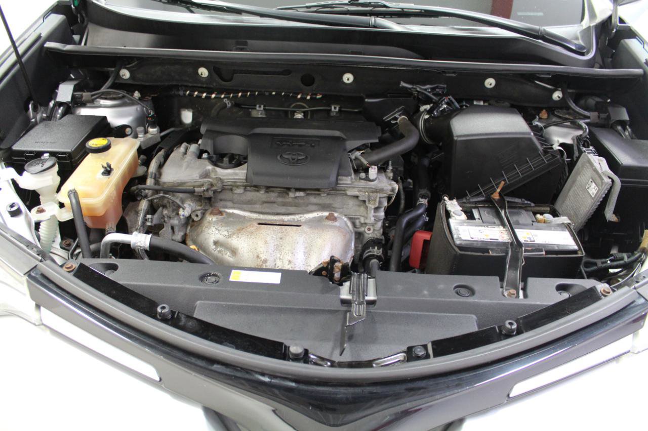 Used 2017 Toyota RAV4 XLE w/ Protection Package image 32