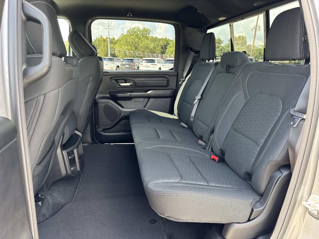 New 2026 RAM 1500 Express image 27