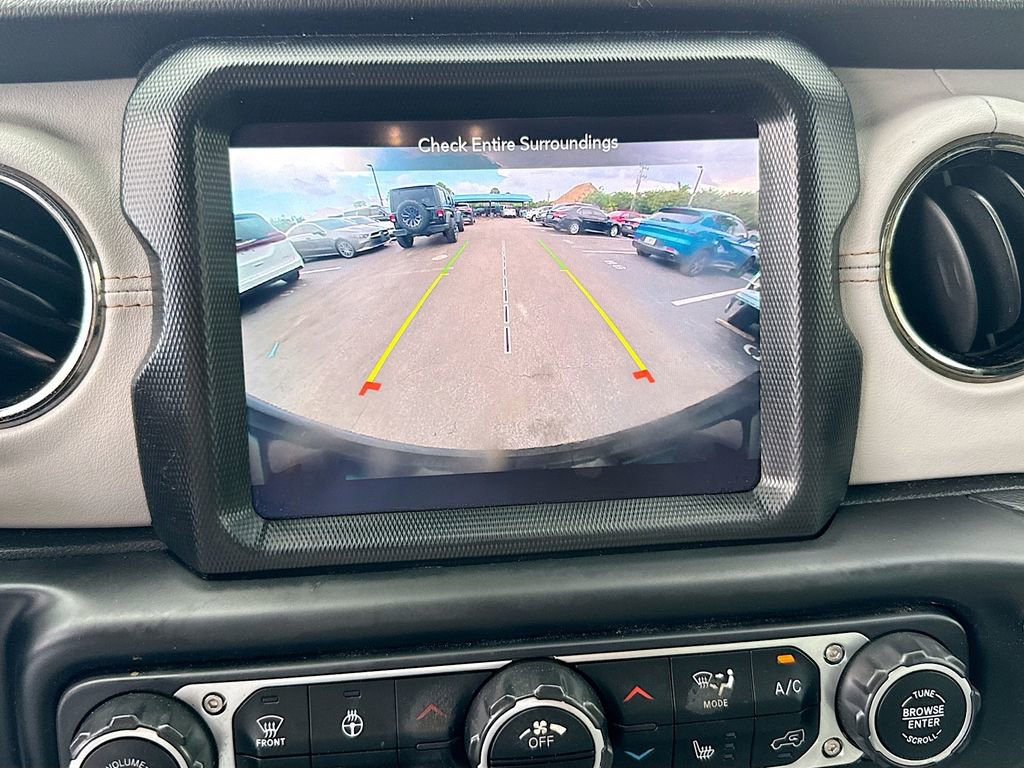 Used 2021 Jeep Wrangler Unlimited Sahara image 15