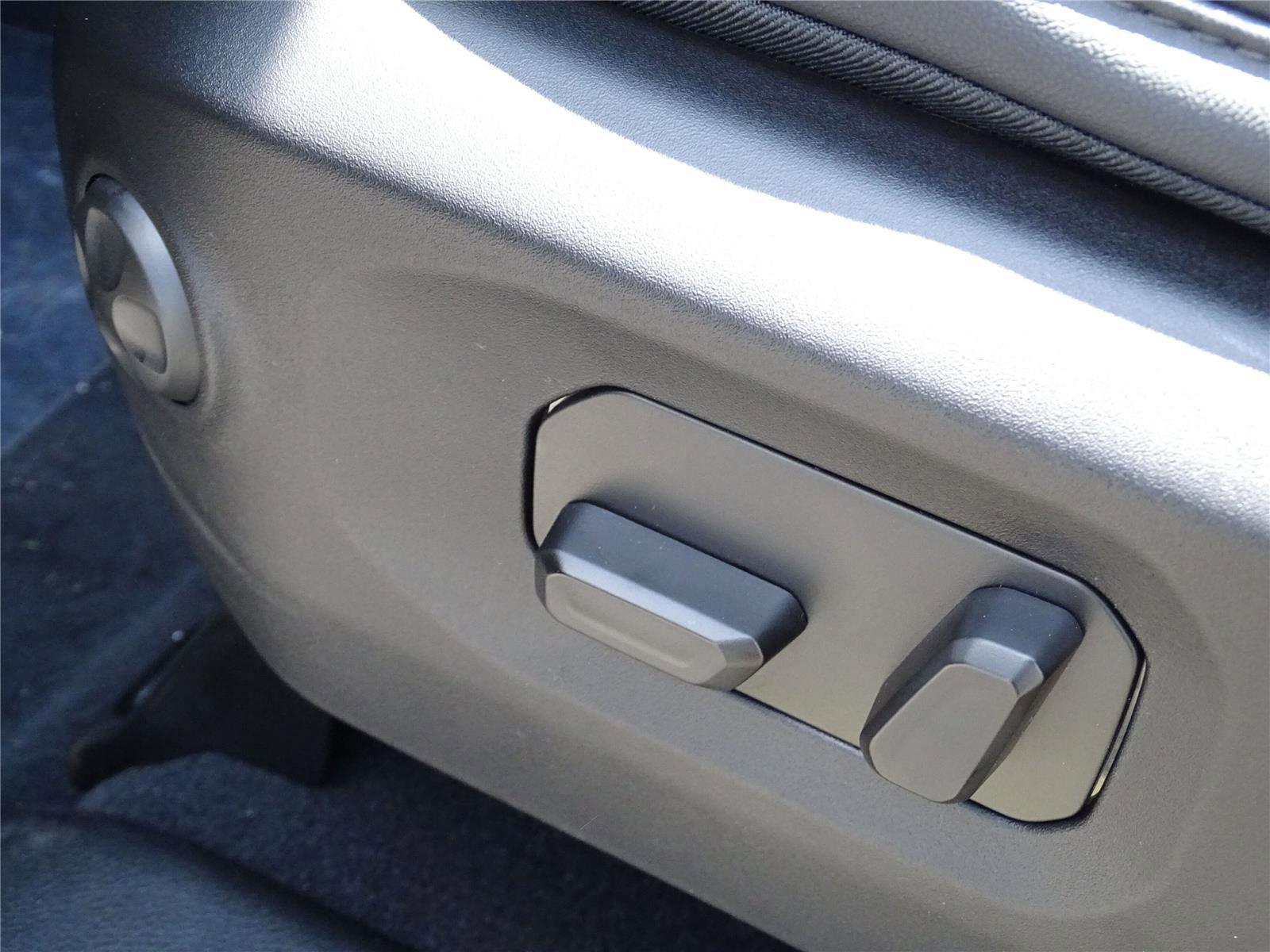 New 2025 Jeep Wrangler Unlimited Rubicon image 25