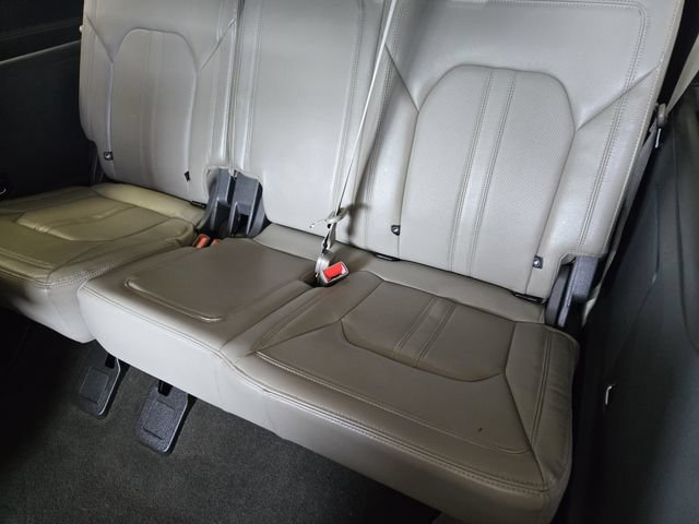 Used 2021 Ford Expedition Limited AWD/4WD image 34