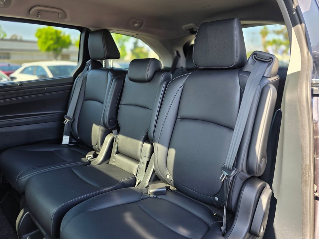 Used 2024 Honda Odyssey Touring image 16