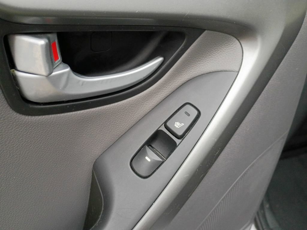 Used 2014 Hyundai Elantra Limited image 18