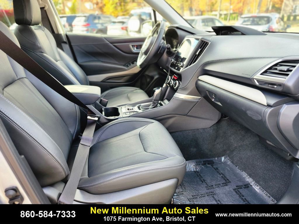 Used 2024 Subaru Forester Limited image 11