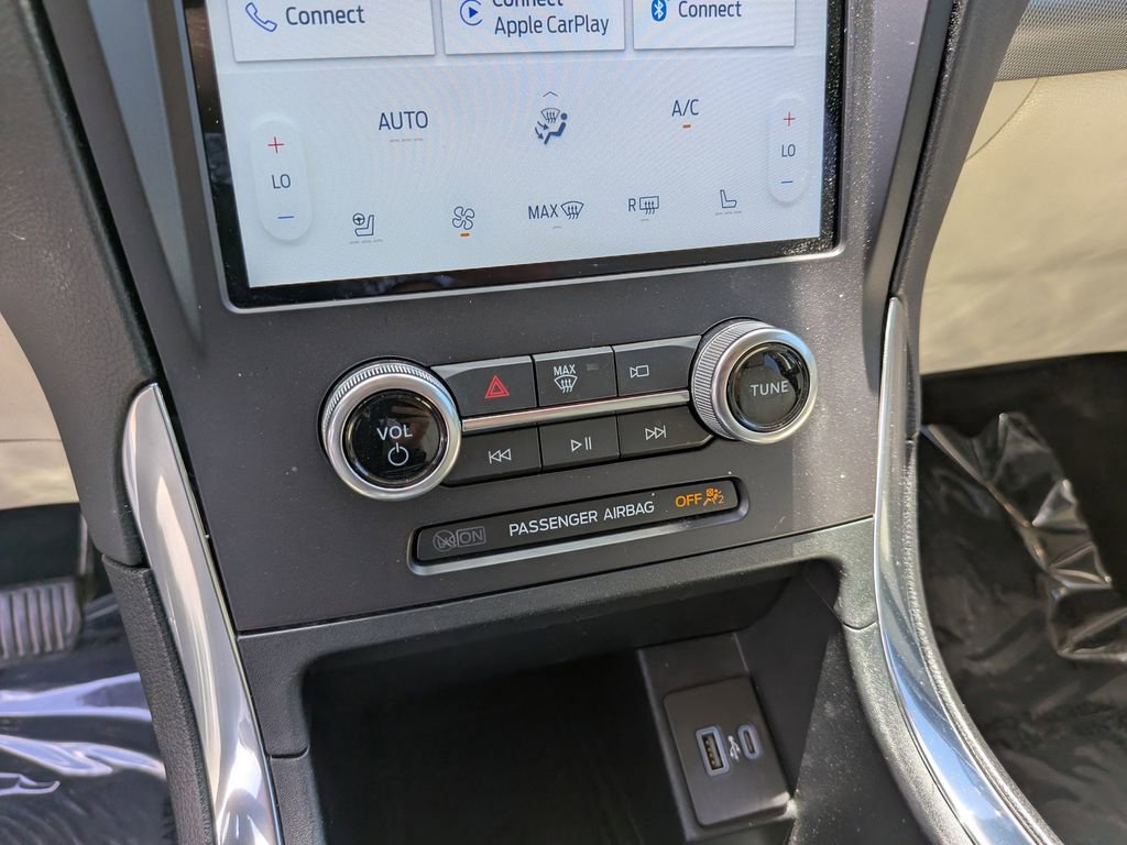 Certified 2021 Ford Edge Titanium FWD image 27