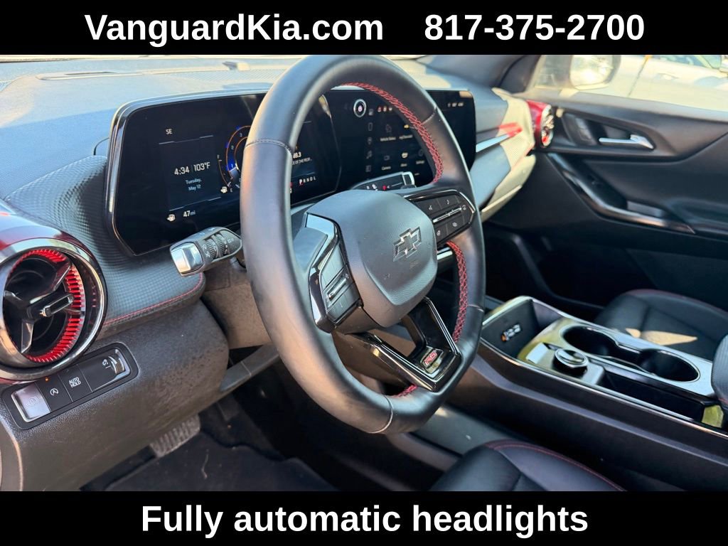 Used 2025 Chevrolet Equinox RS FWD image 14