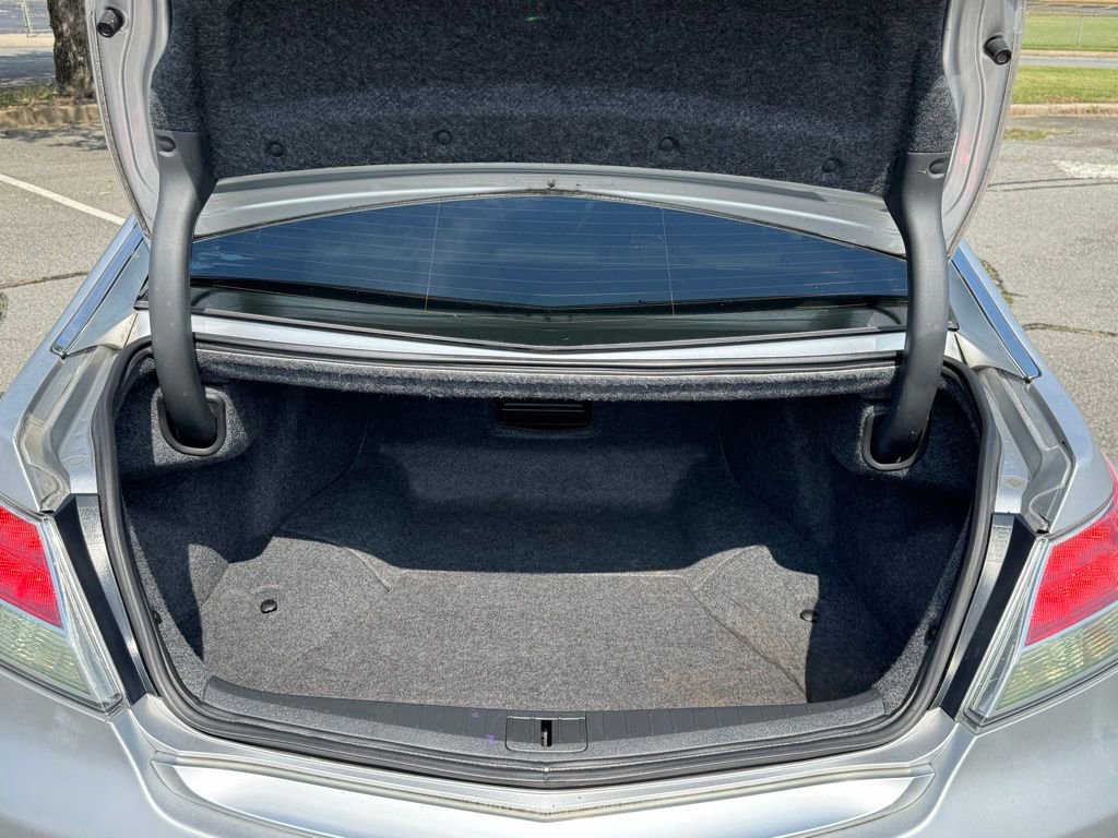 Used 2012 Acura TL image 32