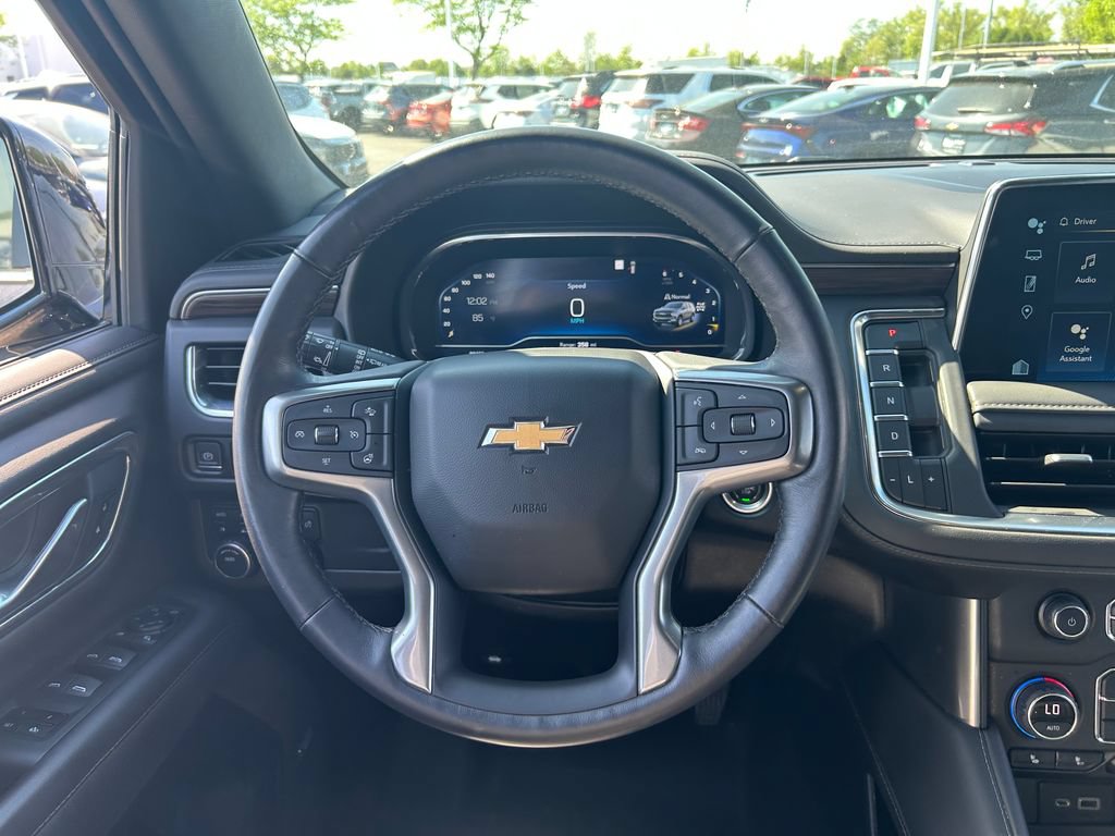 Used 2022 Chevrolet Tahoe LT w/ Luxury Package AWD/4WD image 10