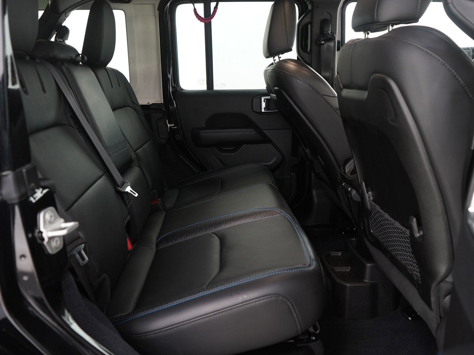 Used 2024 Jeep Wrangler High Altitude image 13