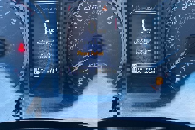 Used 2016 Toyota Tacoma TRD Off-Road w/ Premium & Technology Package image 27