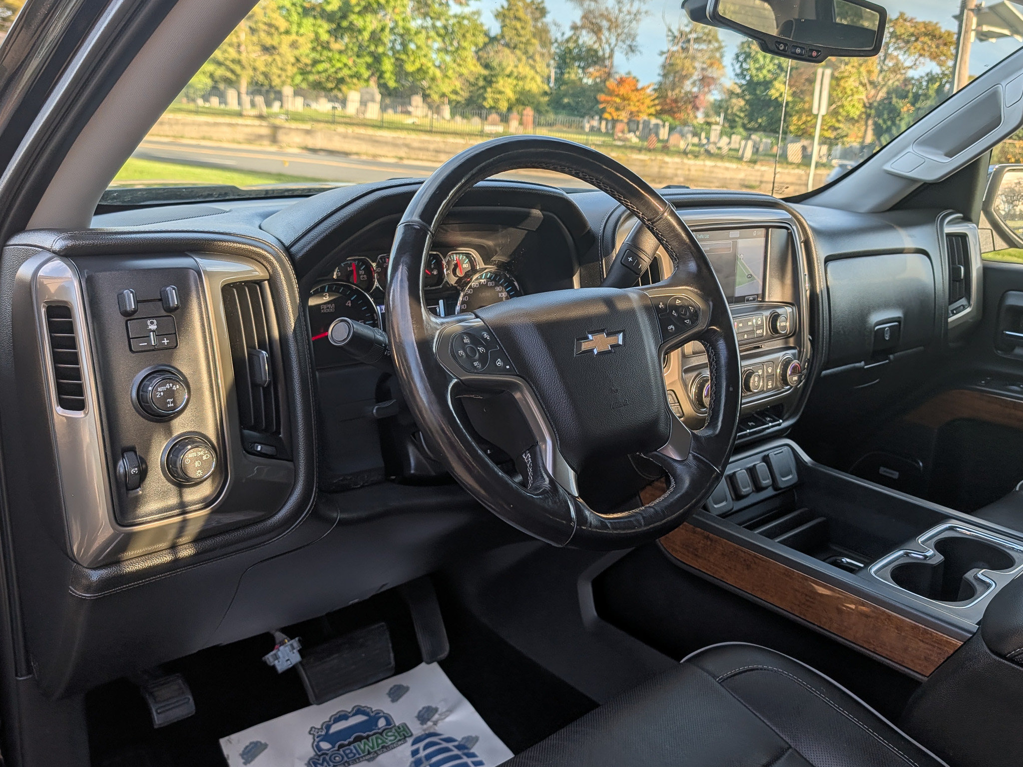 Used 2017 Chevrolet Silverado 1500 High Country AWD/4WD image 21