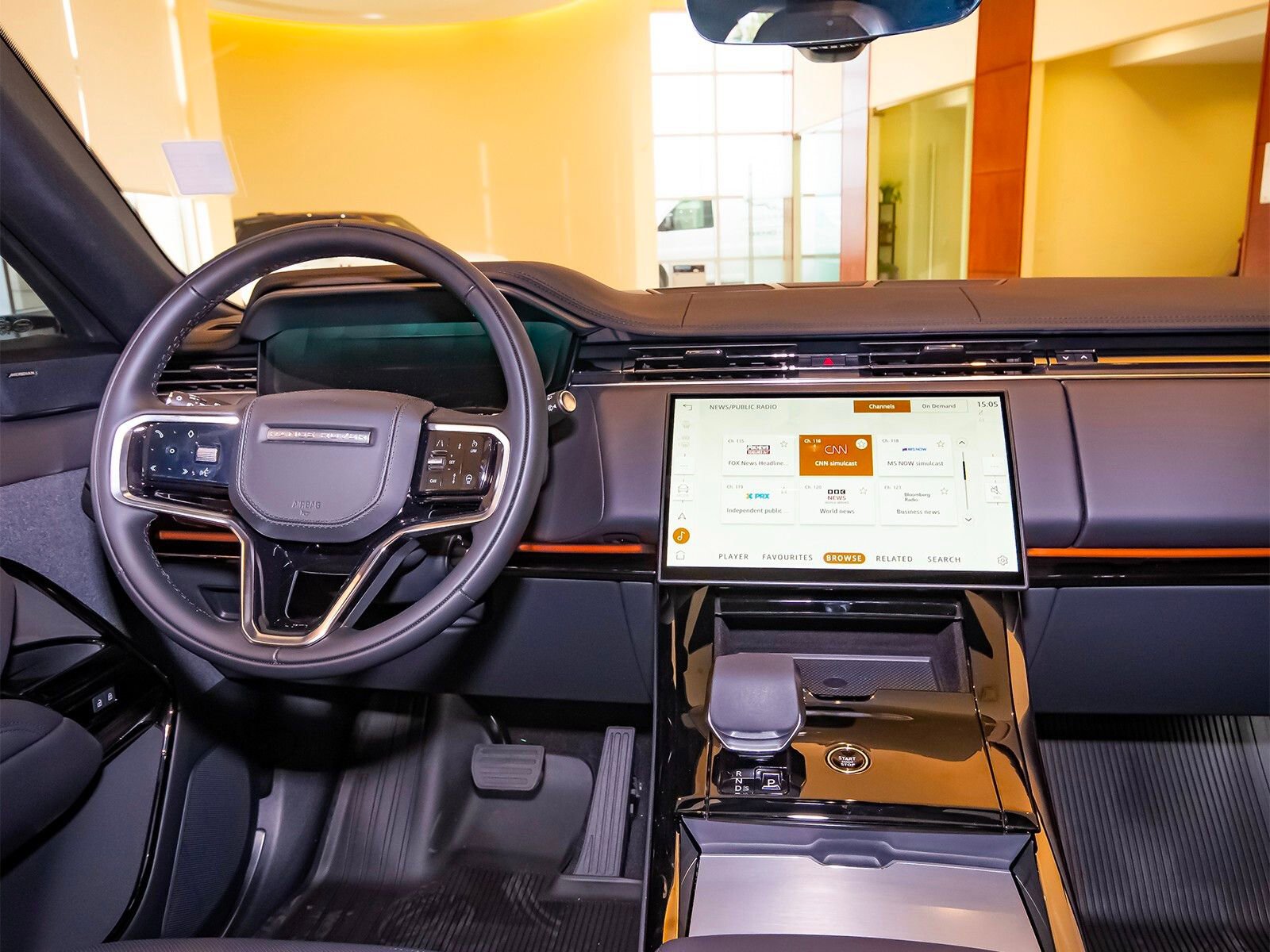 New 2025 Land Rover Range Rover Sport SE image 37