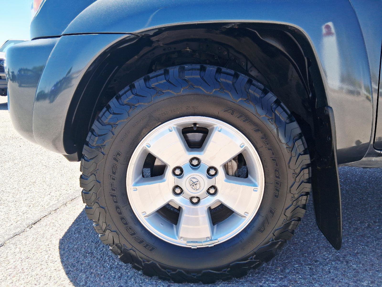 Used 2009 Toyota Tacoma PreRunner RWD image 40
