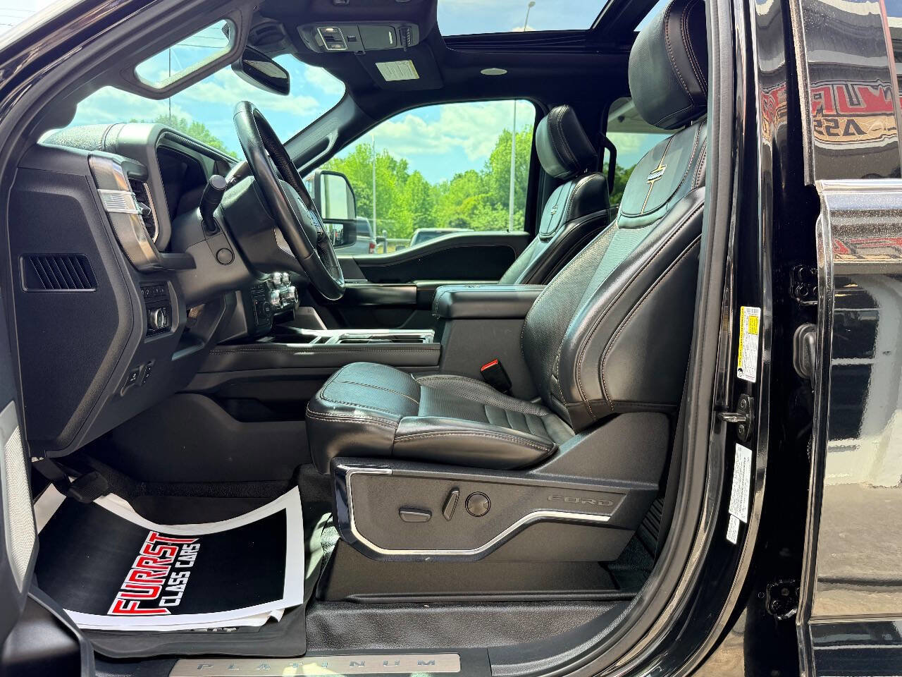 Used 2023 Ford F450 Platinum w/ FX4 Off-Road Package AWD/4WD image 22