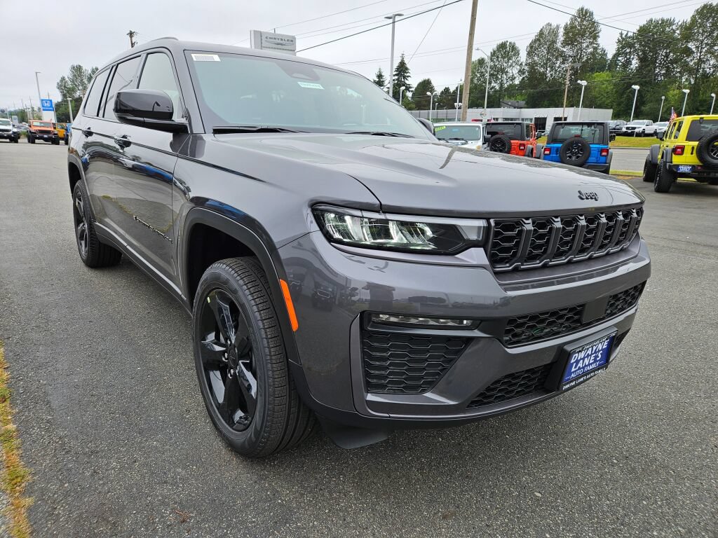 New 2026 Jeep Grand Cherokee L Limited w/ Limited Altitude Package AWD/4WD image 7