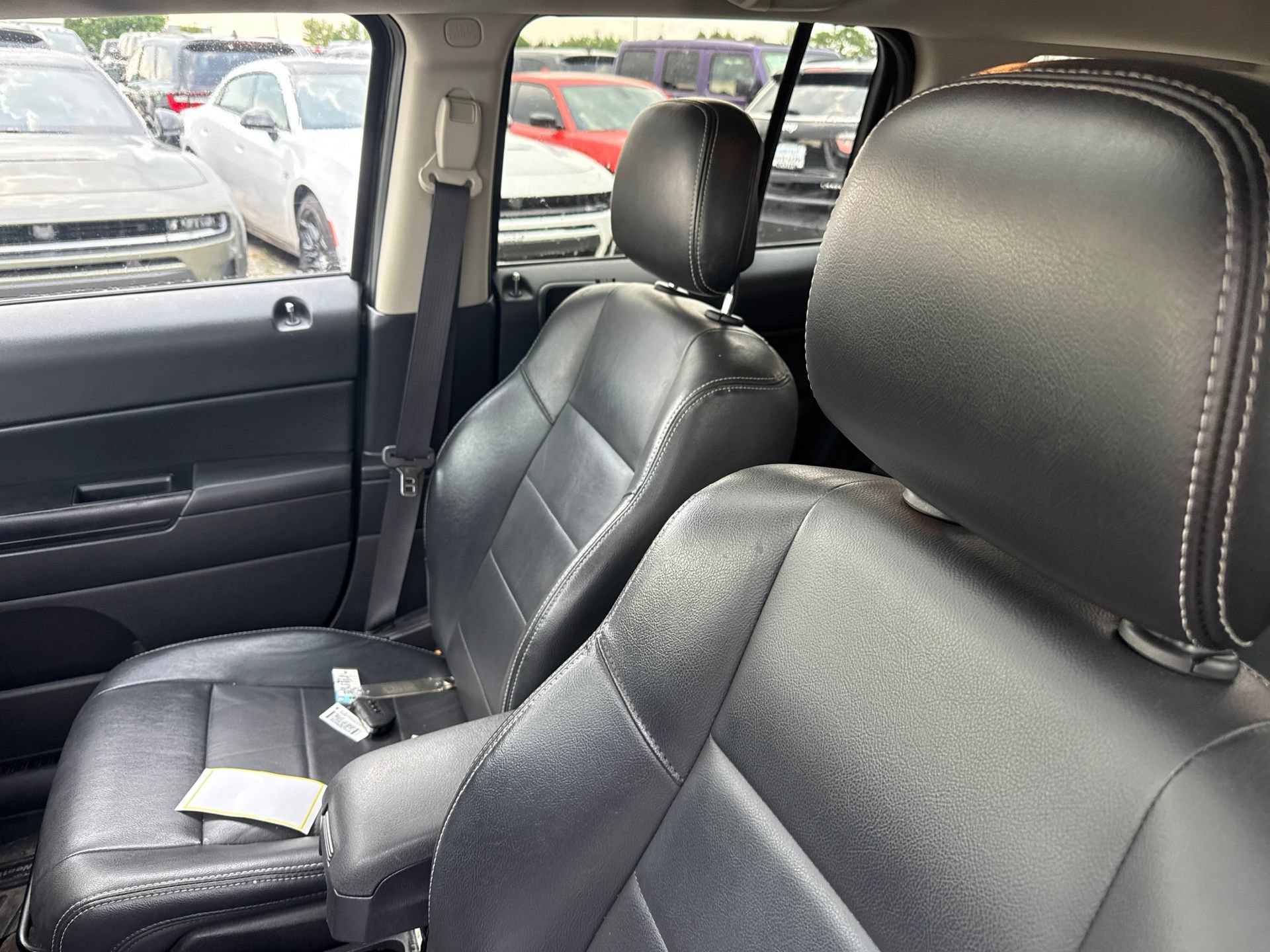 Used 2016 Jeep Patriot High Altitude AWD/4WD image 11
