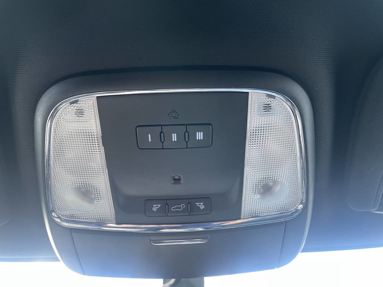 Used 2014 Jeep Grand Cherokee Limited image 20