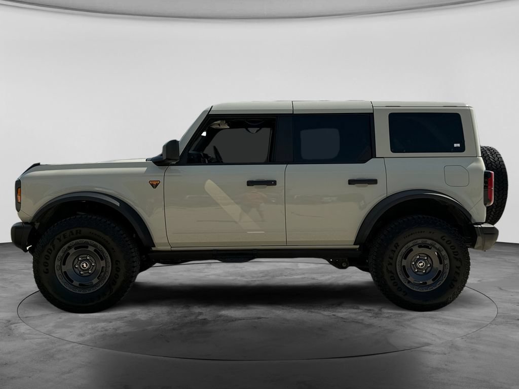 Used 2025 Ford Bronco Badlands w/ Sasquatch Package AWD/4WD image 5