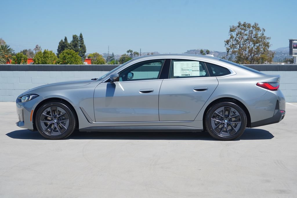 New 2026 BMW i4 eDrive40 w/ Premium Package RWD image 4