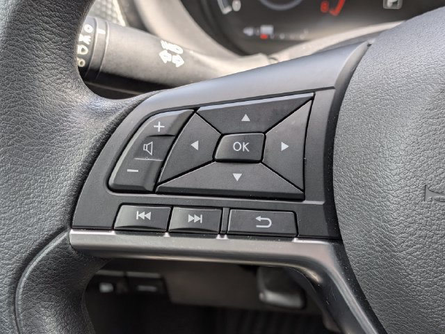 Used 2024 Nissan Kicks SV FWD image 25