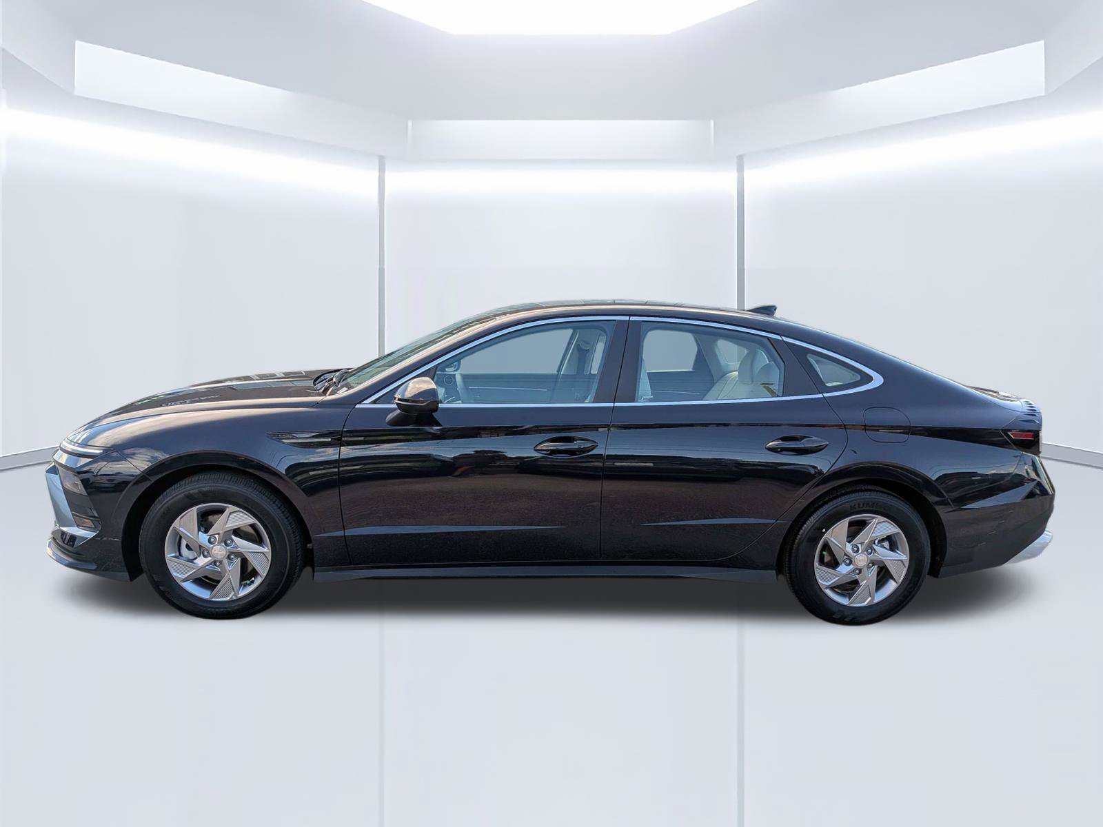 Certified 2026 Hyundai Sonata SE FWD image 7
