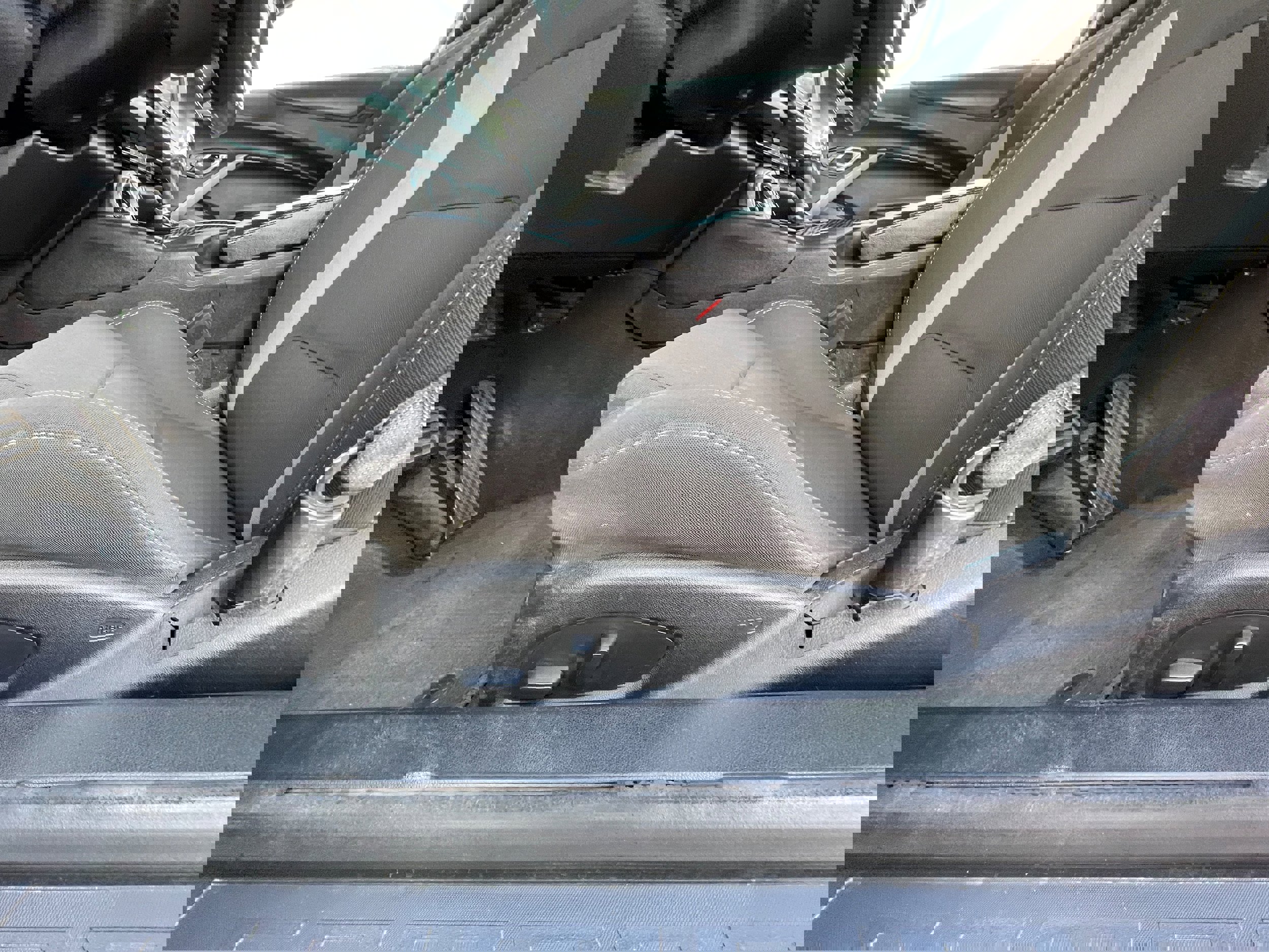 Used 2016 Chevrolet Camaro LT image 16