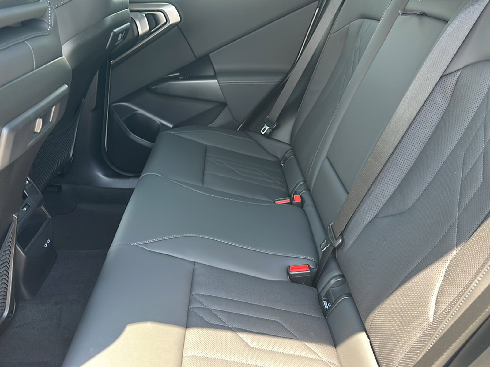 New 2026 BMW X3 xDrive30 w/ Premium Package image 15