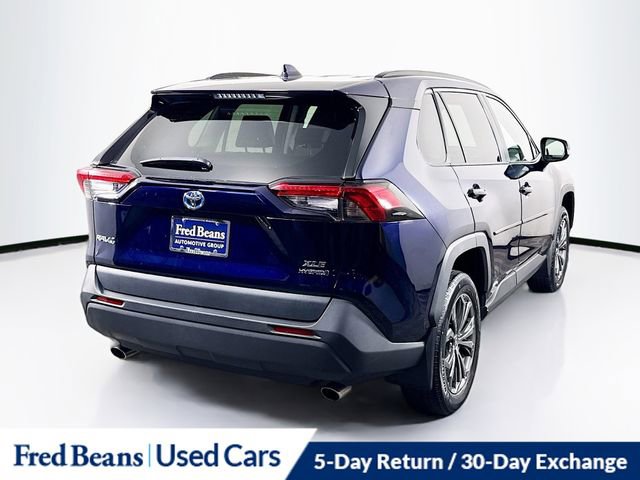 Used 2022 Toyota RAV4 XLE Premium image 8
