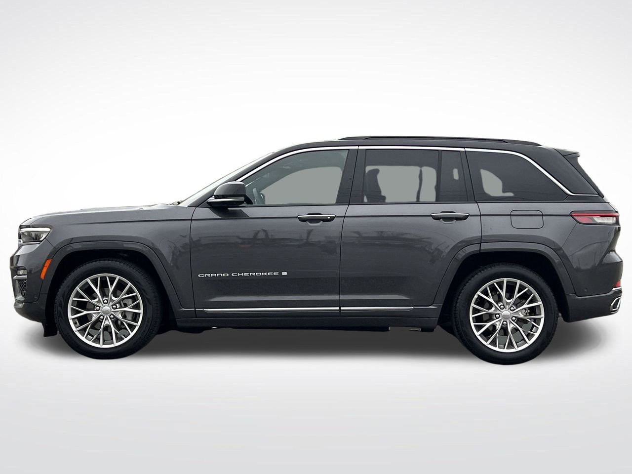 Used 2025 Jeep Grand Cherokee Summit image 2