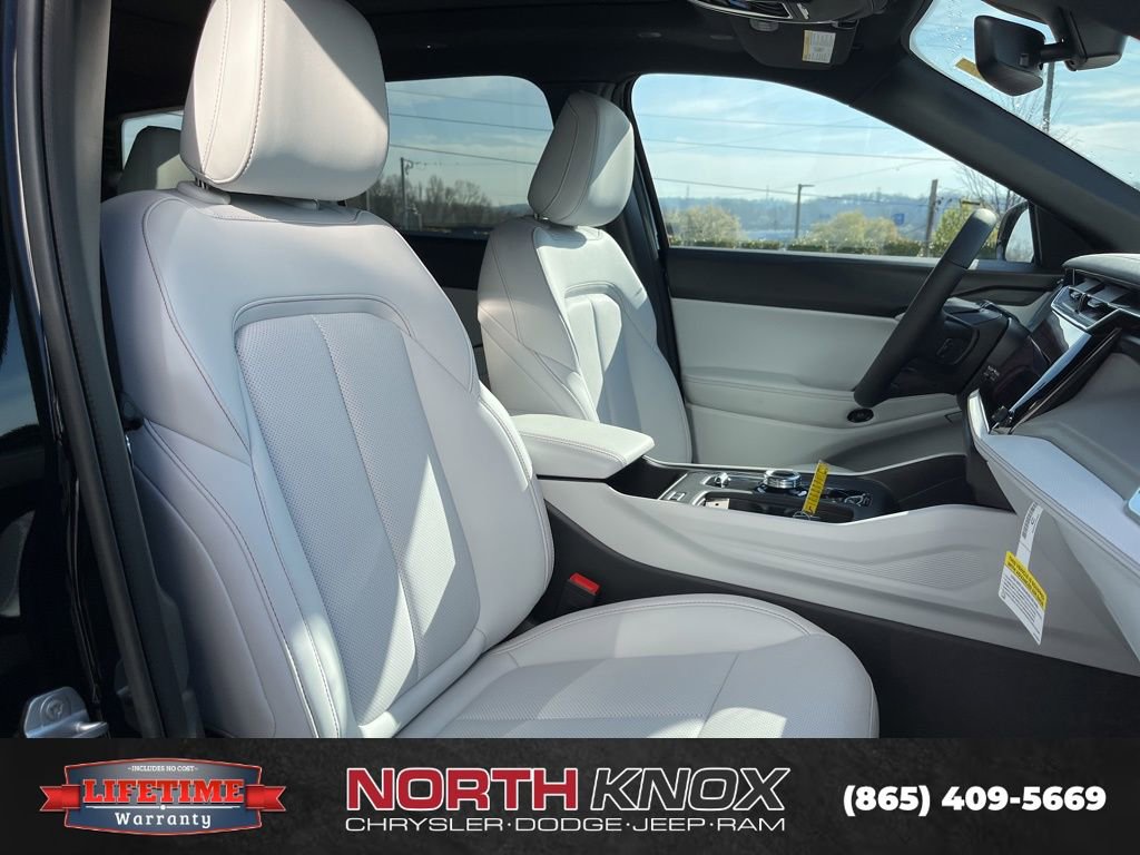 New 2026 Jeep Cherokee Limited image 27