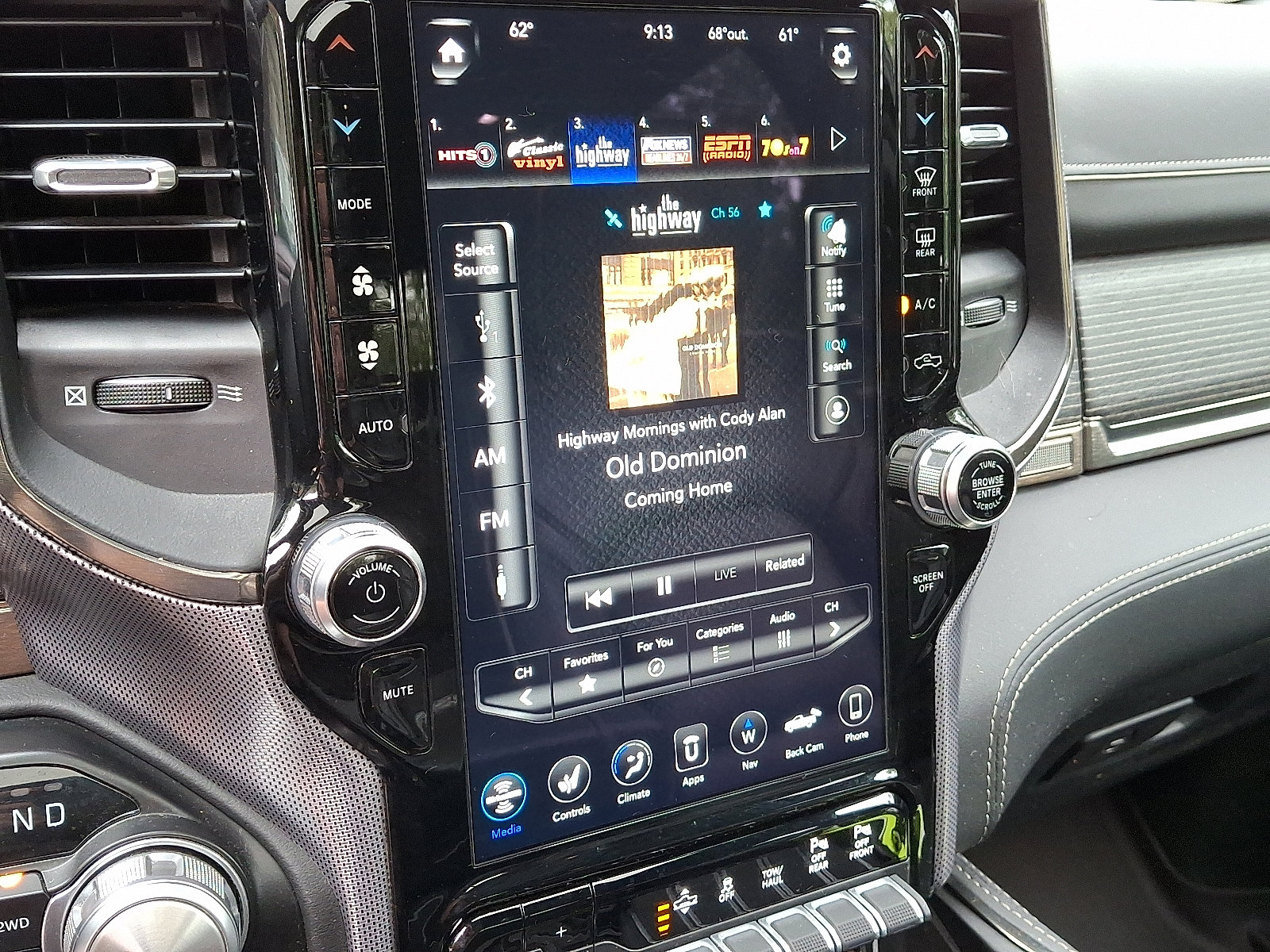 Certified 2021 RAM 1500 Limited image 17