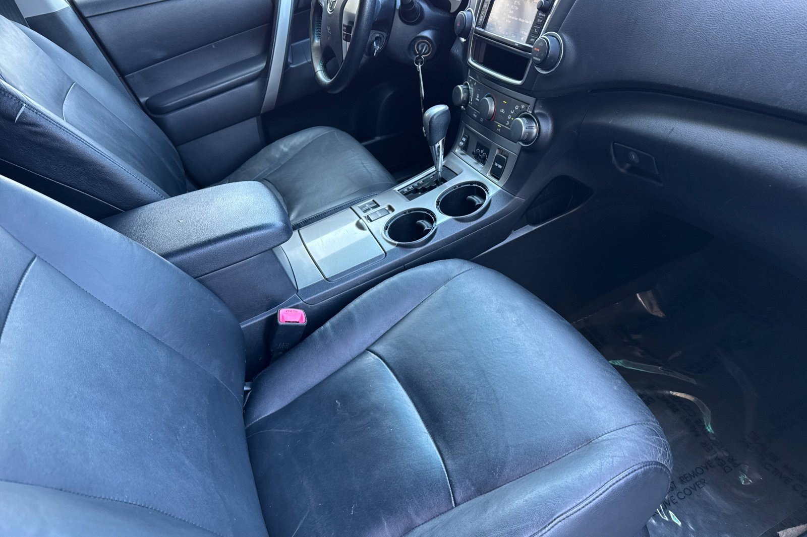 Used 2013 Toyota Highlander 4WD Hybrid w/ Leather Premium Pkg image 32