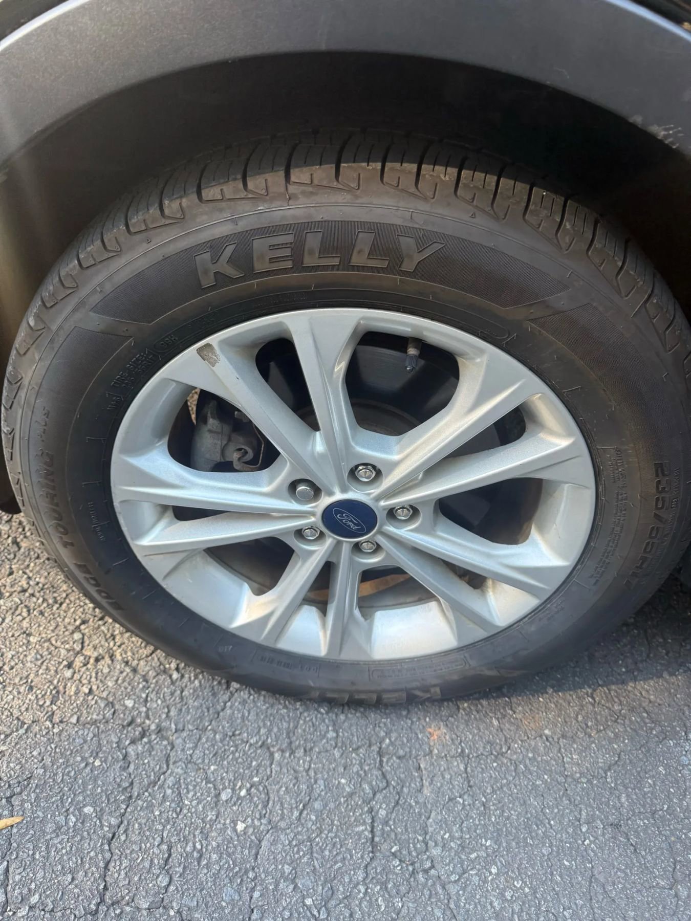 Used 2018 Ford Escape SEL image 24