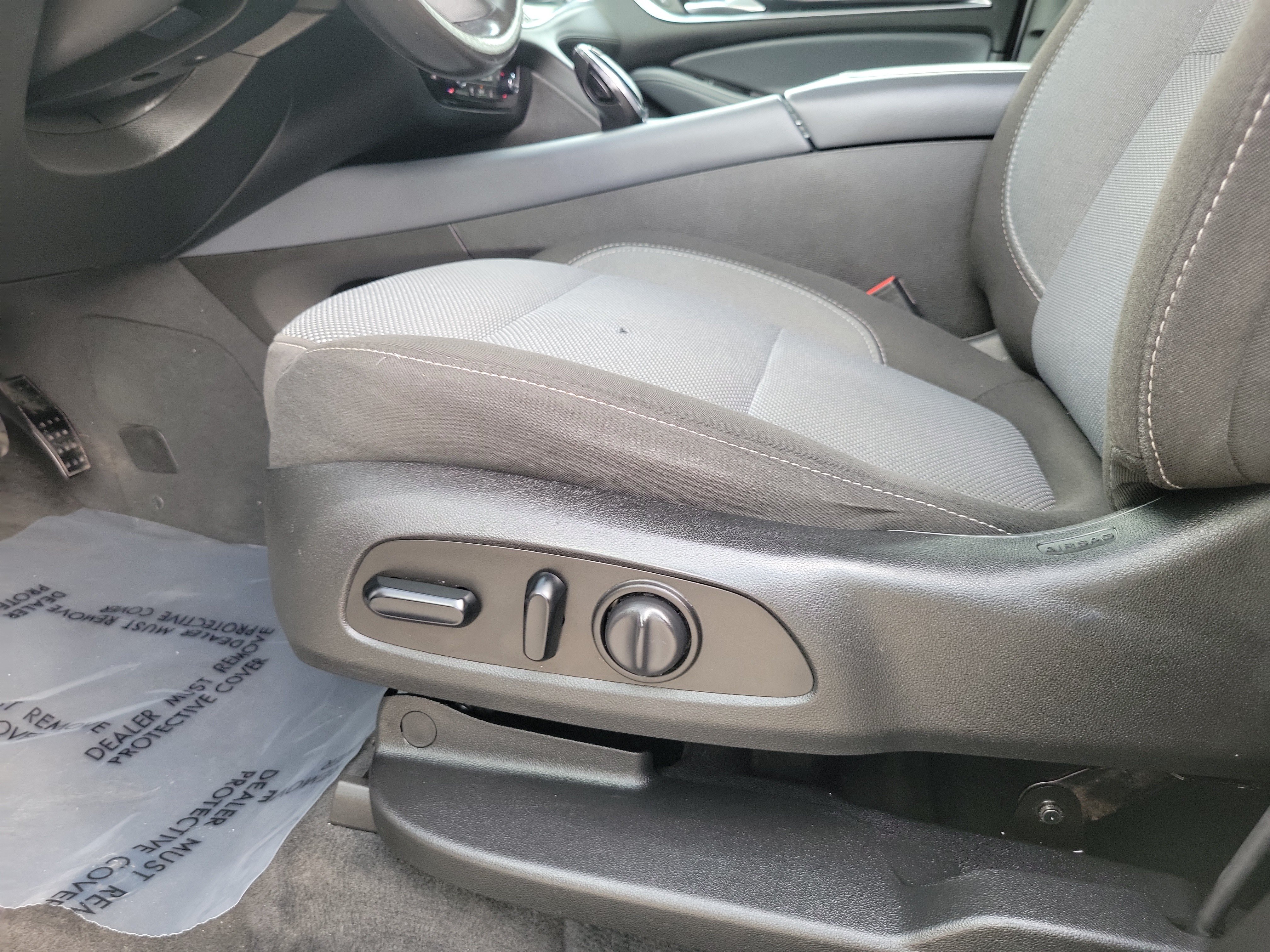 Used 2020 Buick Enclave Preferred FWD image 12