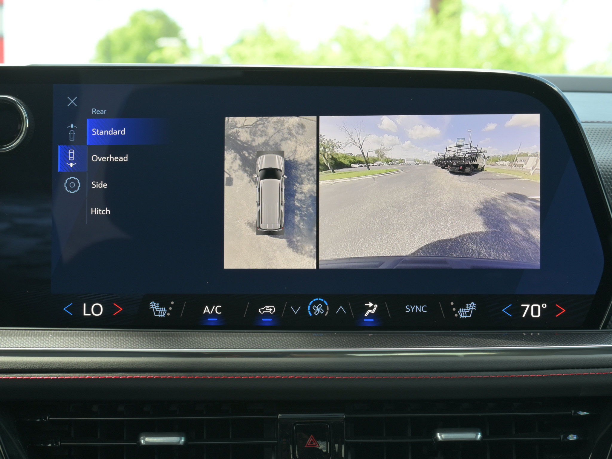 Used 2025 Chevrolet Suburban RST AWD/4WD image 20