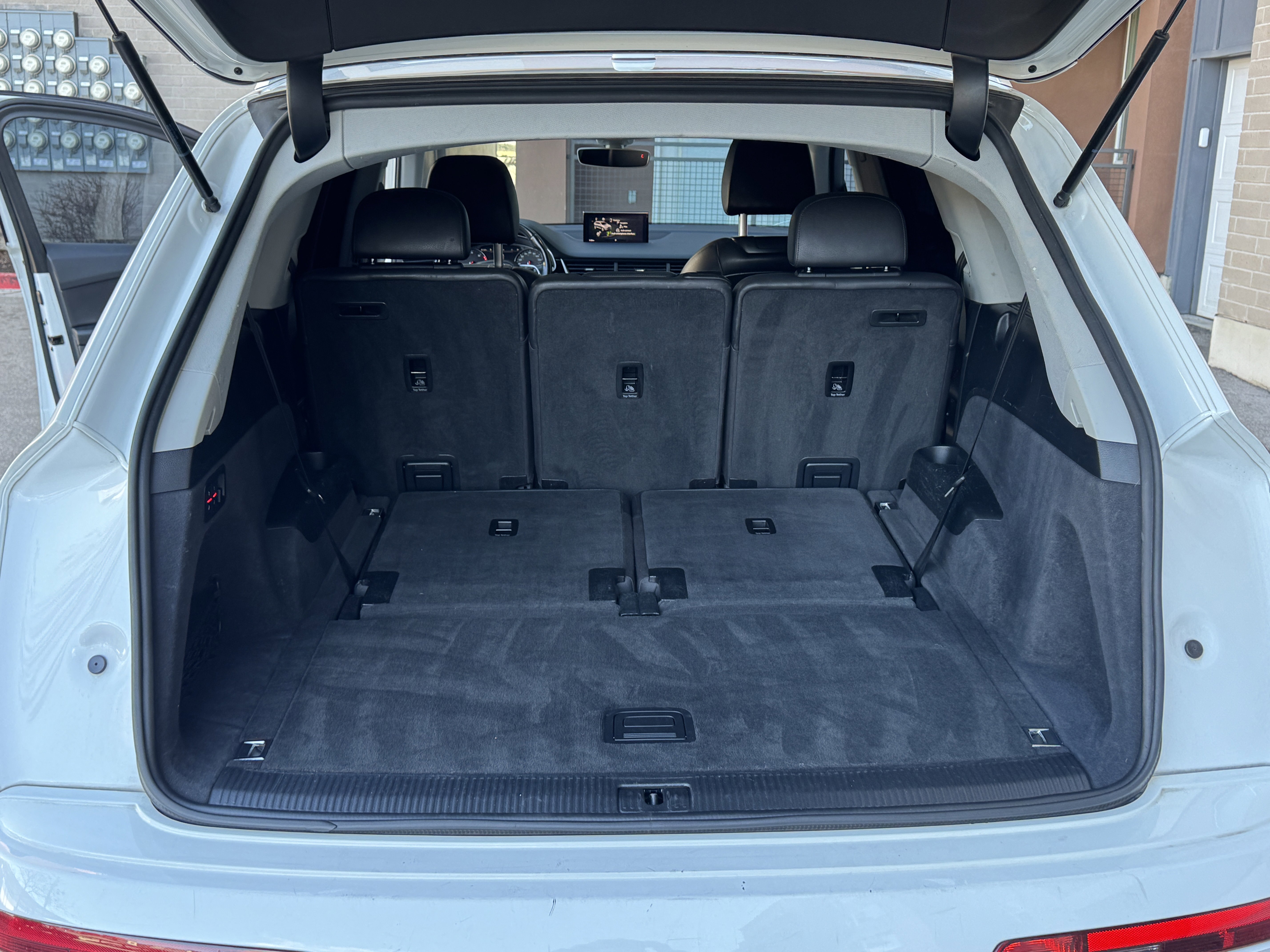 Used 2017 Audi Q7 3.0T Premium AWD/4WD image 35