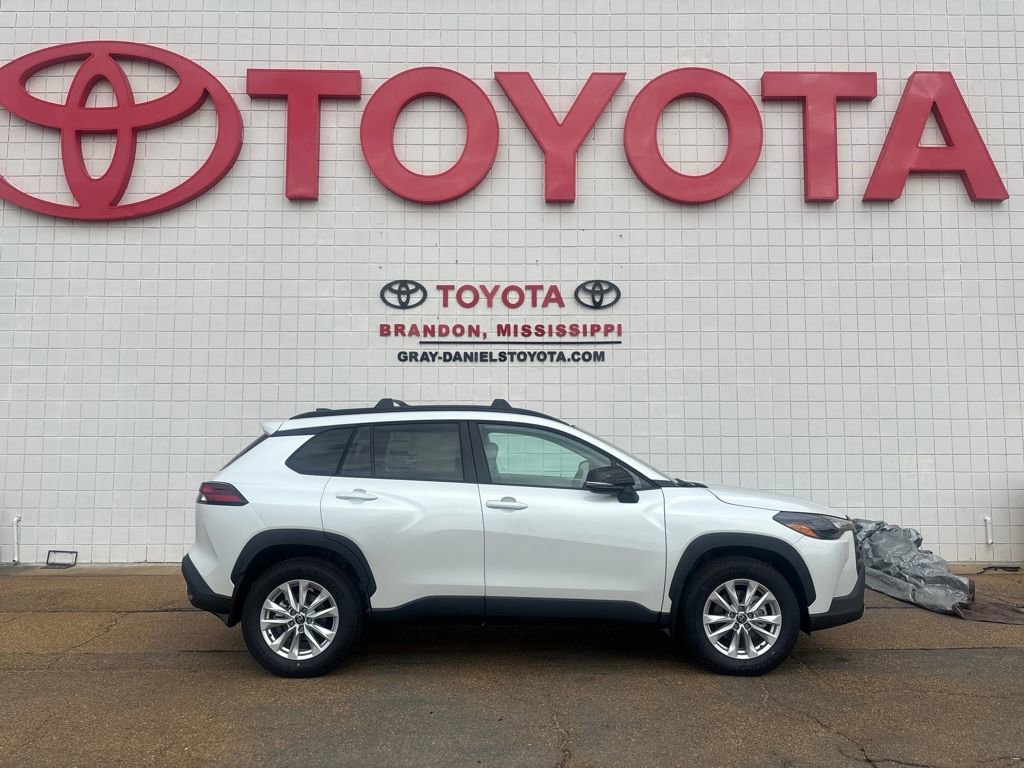New 2026 Toyota Corolla Cross LE image 4