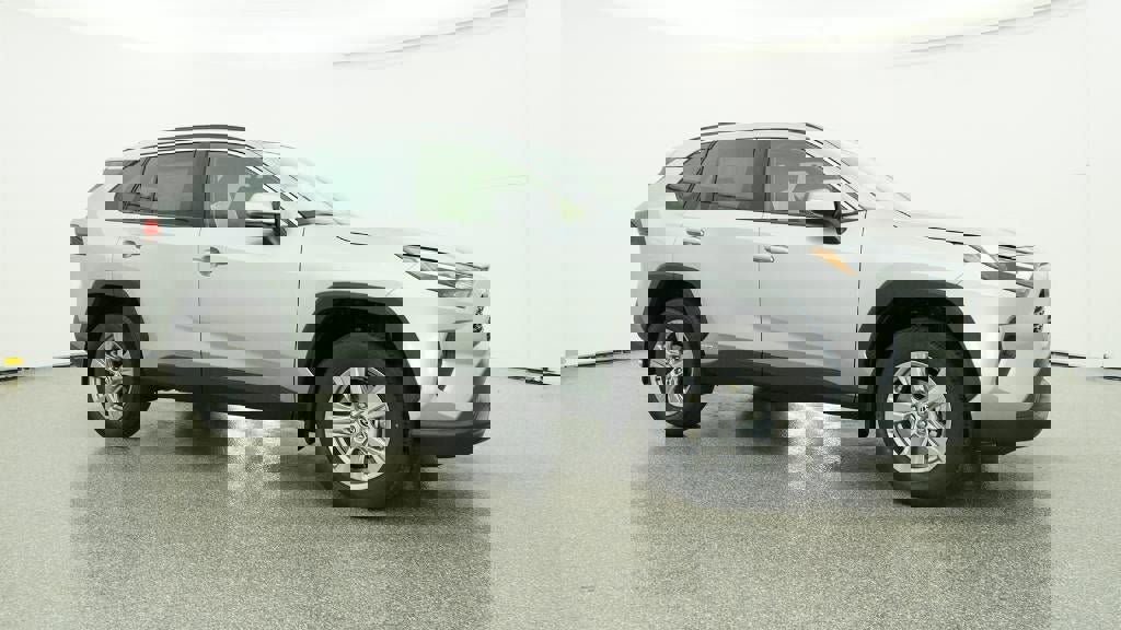 New 2025 Toyota RAV4 XLE image 28