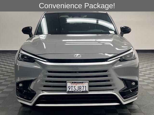 Certified 2025 Lexus TX 500h AWD w/ Technology Package image 3