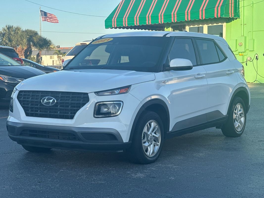 Used 2021 Hyundai Venue SE