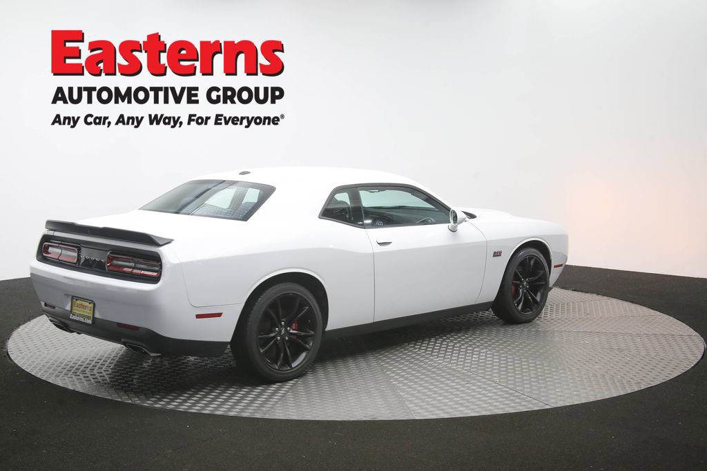 Used 2018 Dodge Challenger R/T w/ Blacktop Package RWD image 39