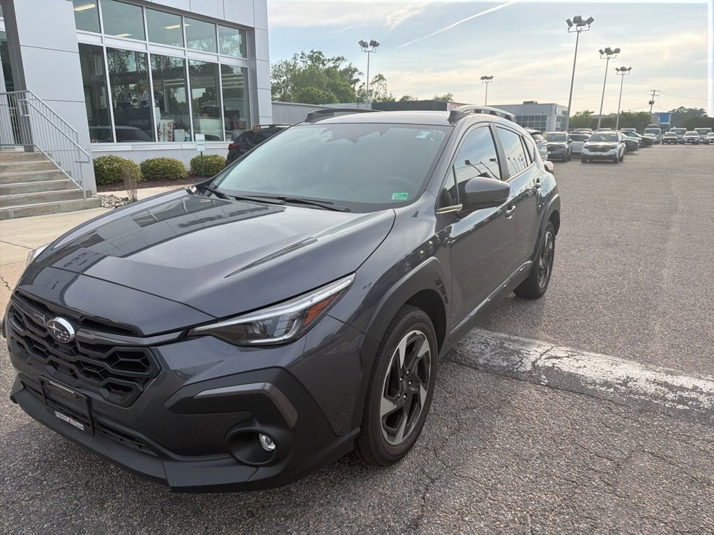 Used 2024 Subaru Crosstrek 2.5i Limited w/ Crosstrek Mirror Package AWD/4WD image 2
