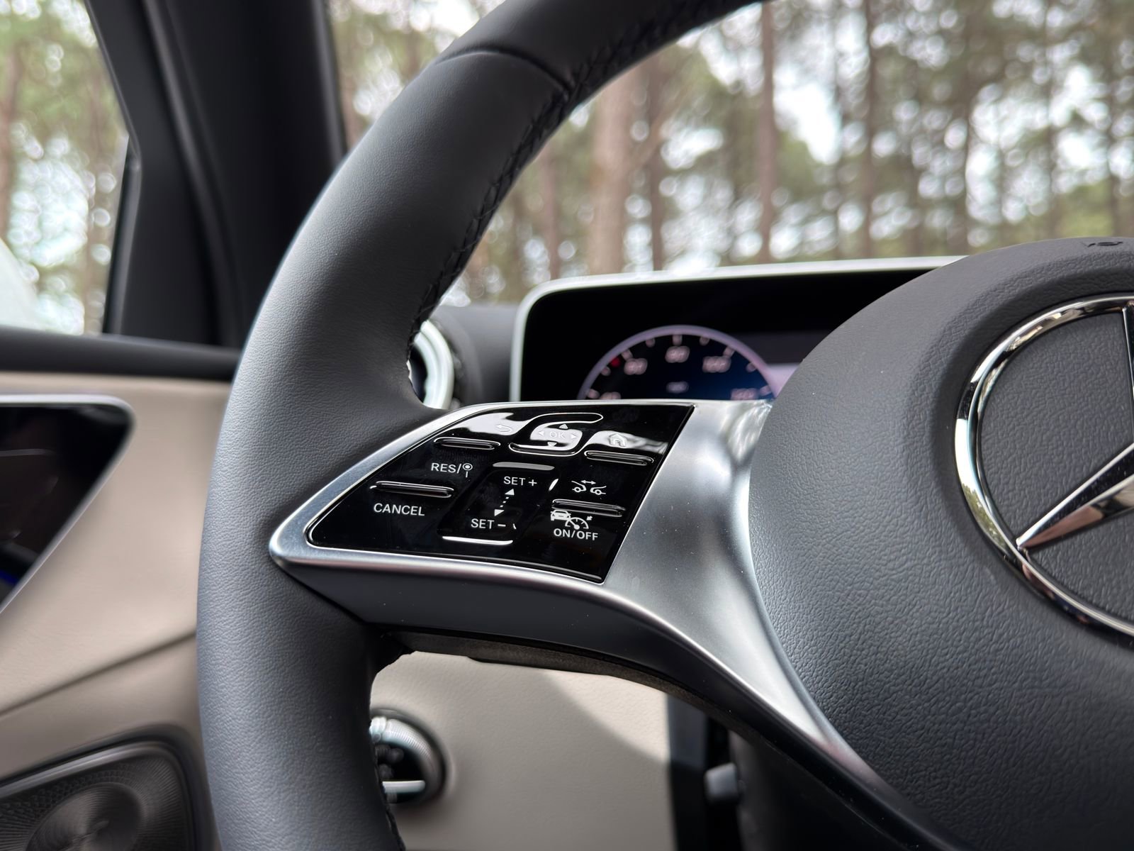 New 2026 Mercedes-Benz GLC 300 4MATIC image 23