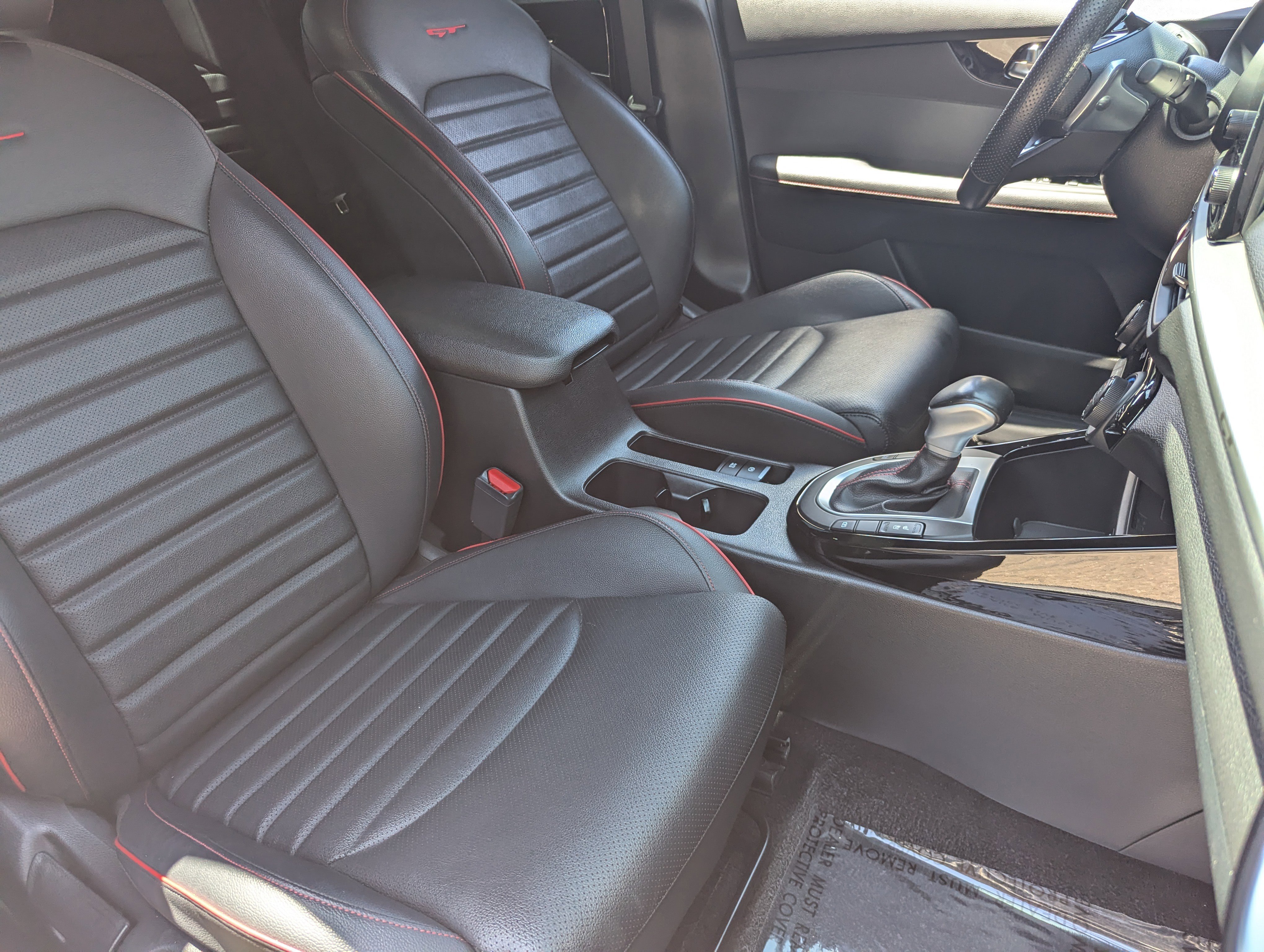 Certified 2023 Kia Forte GT w/ GT2 Package FWD image 9