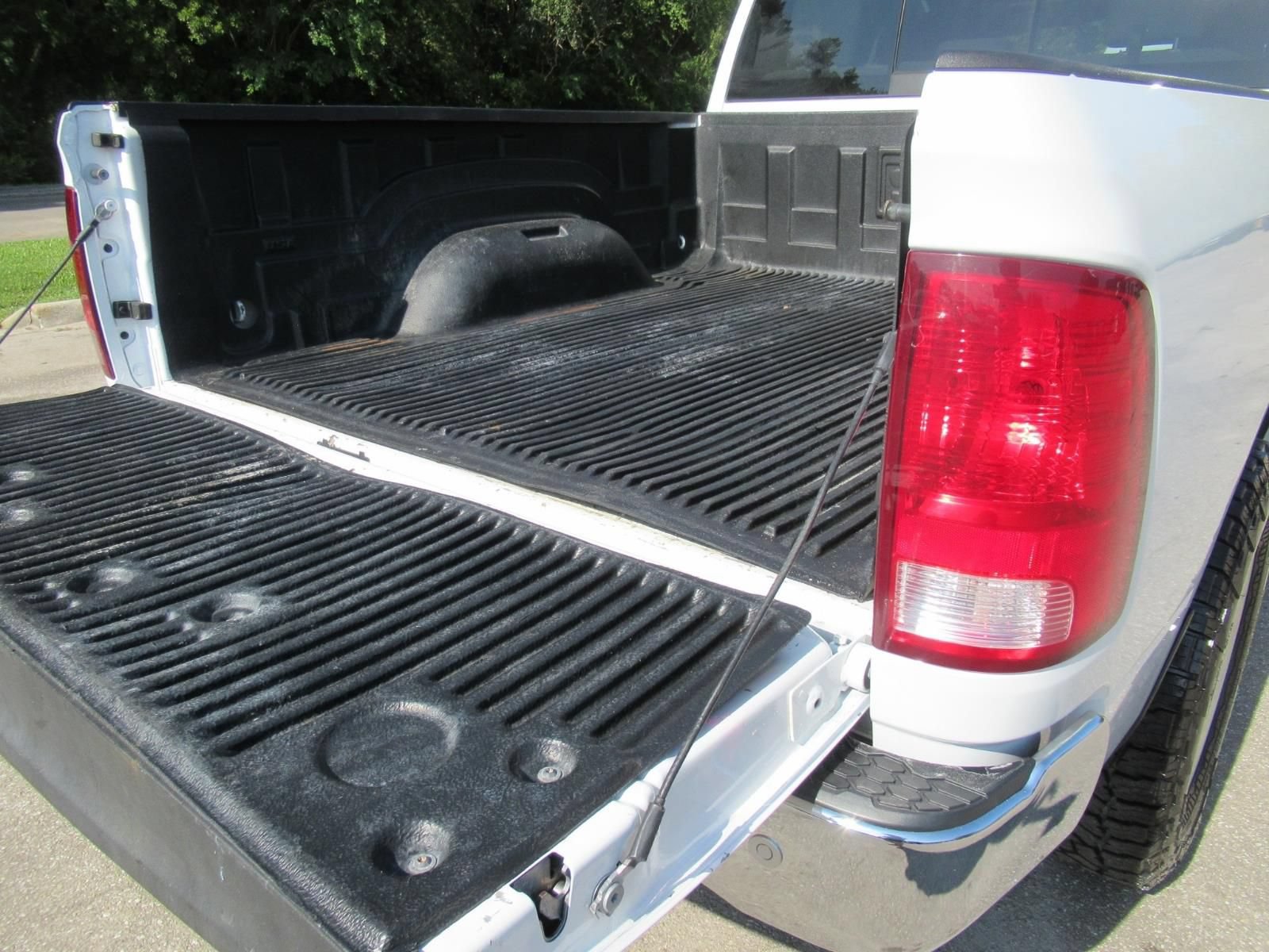 Used 2019 RAM 1500 Big Horn AWD/4WD image 9